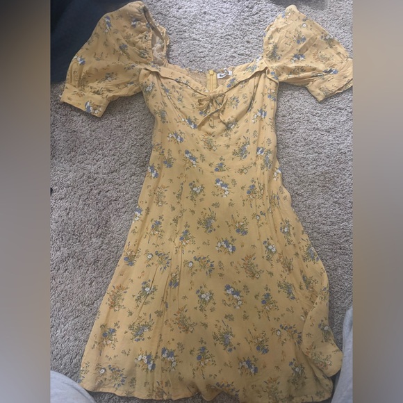Floral Yellow Puff Sleeve Dress - Picture 6 of 9